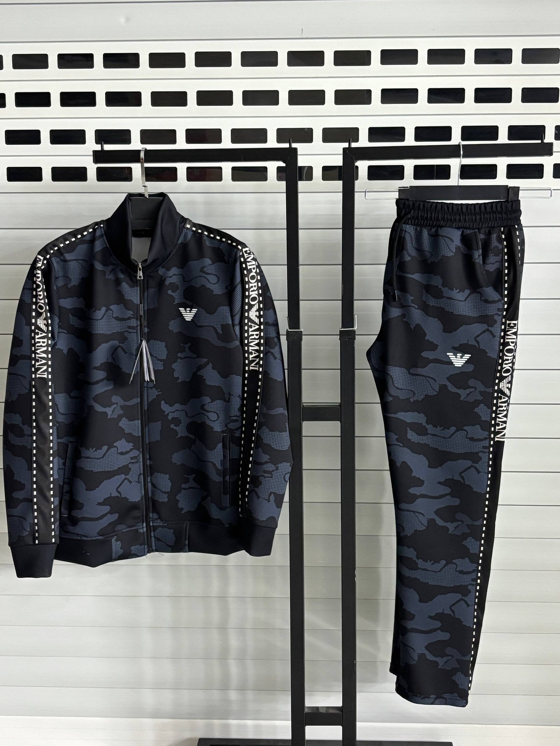 Emporio Armani Eşofman Takımı