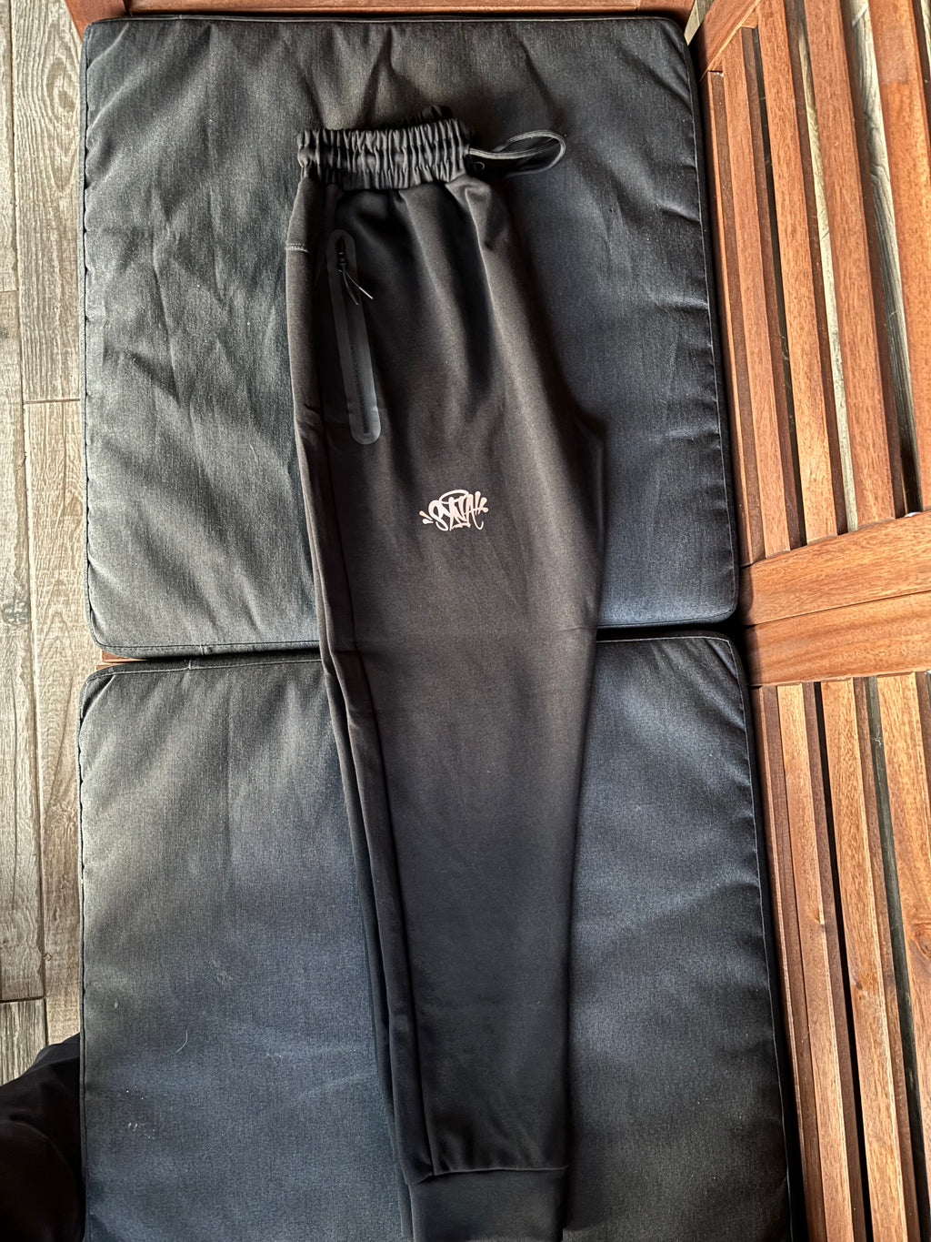 Nike Syna Premium – Yüksek Gramajlı Orijinal Kesim Eşofman