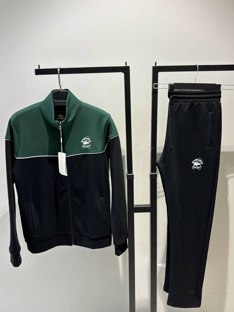 Lacoste Europe Fit – Premium Dijital Baskı Detaylı Eşofman