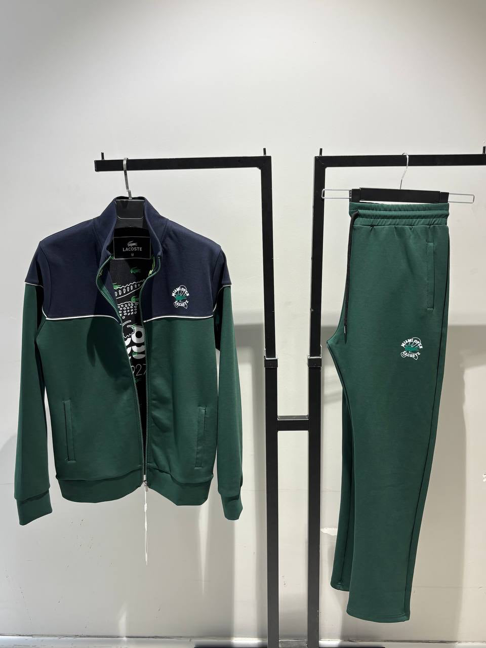 Lacoste Europe Fit – Premium Dijital Baskı Detaylı Eşofman