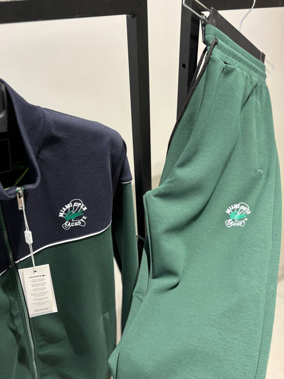 Lacoste Europe Fit – Premium Dijital Baskı Detaylı Eşofman