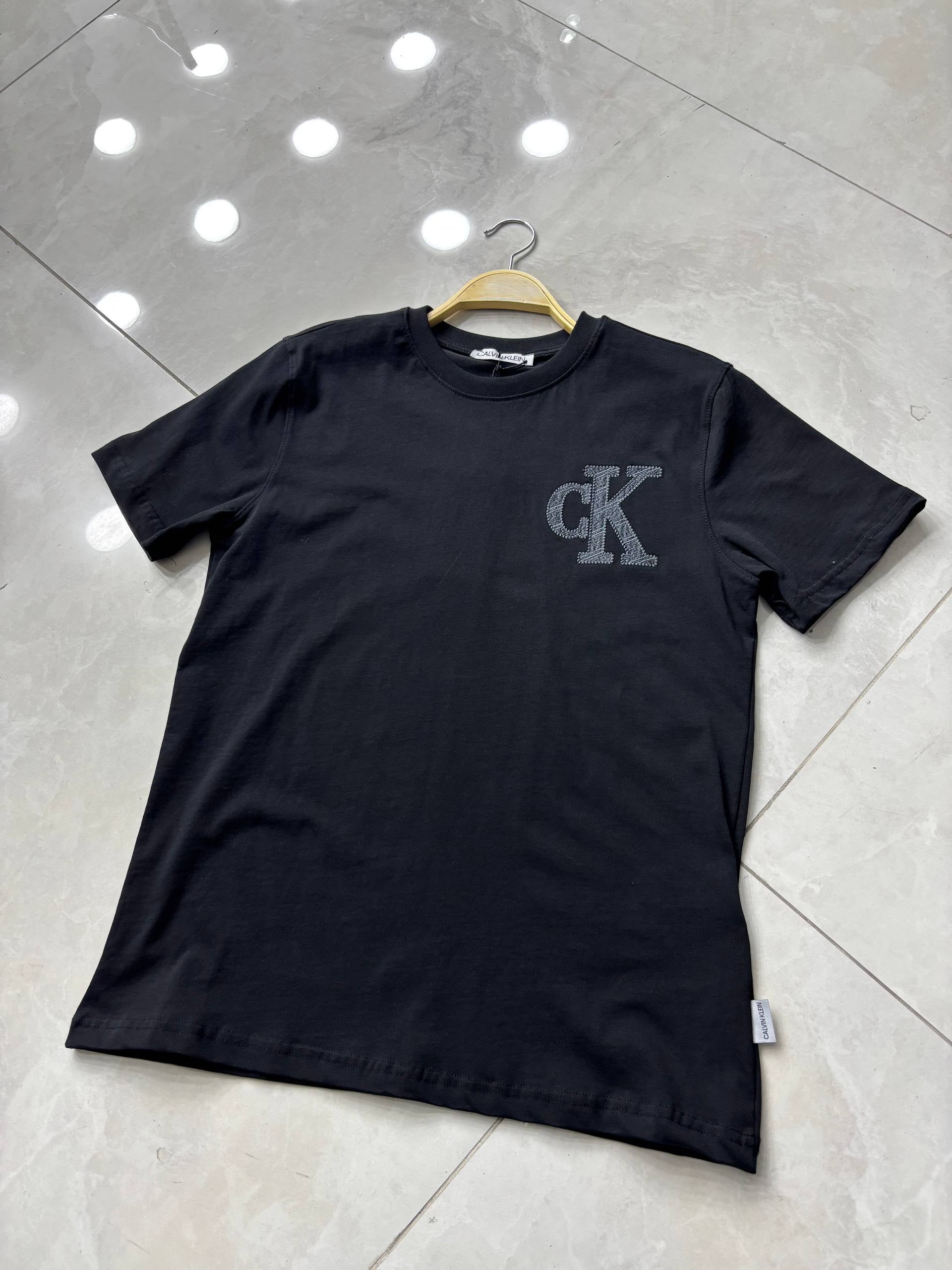 Calvin Klein T-shirt